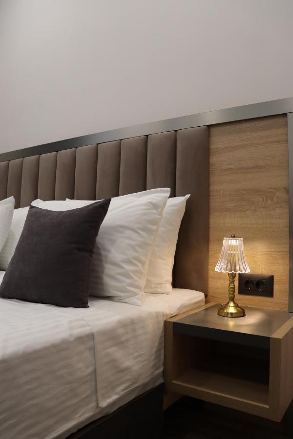 Orion Aparthotel Erivan Exterior foto