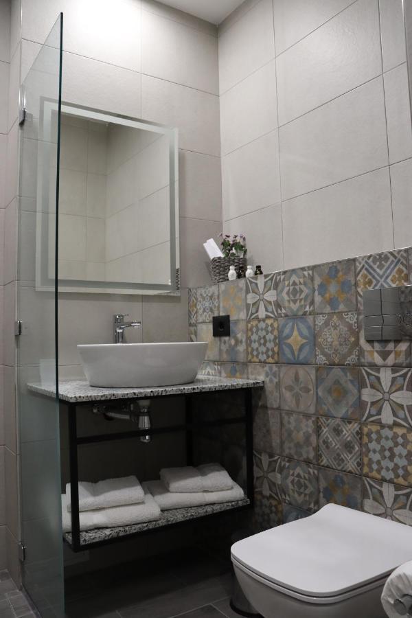 Orion Aparthotel Erivan Exterior foto