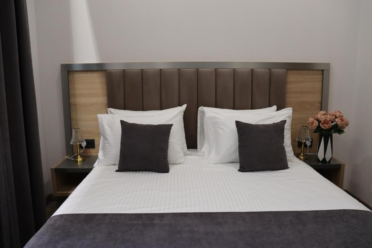Orion Aparthotel Erivan Exterior foto