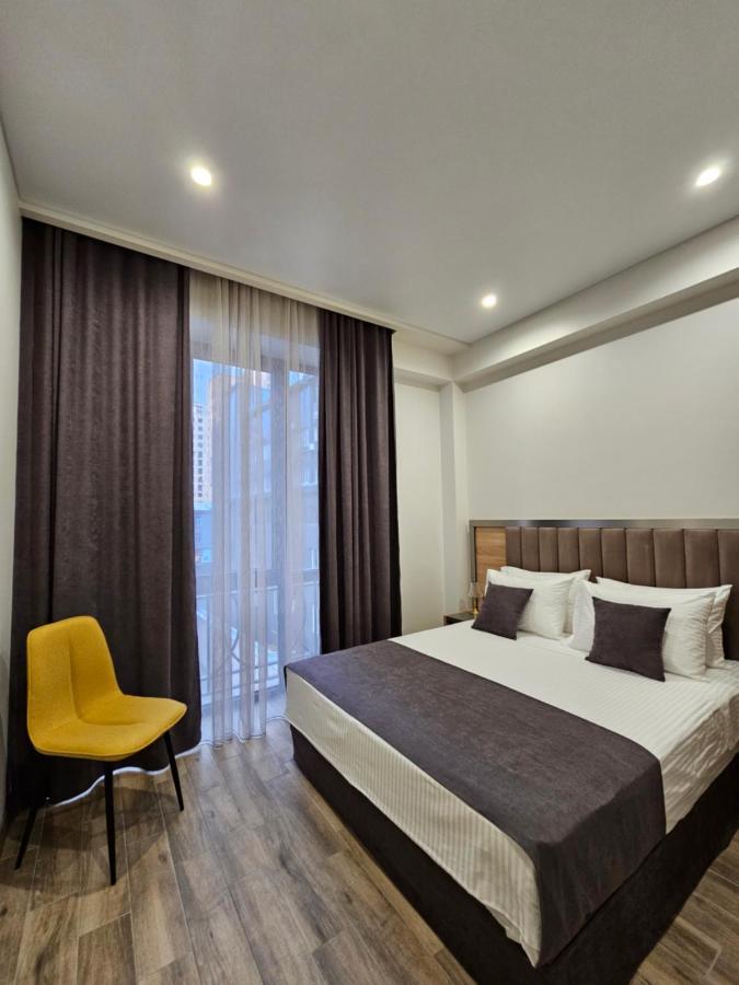 Orion Aparthotel Erivan Exterior foto
