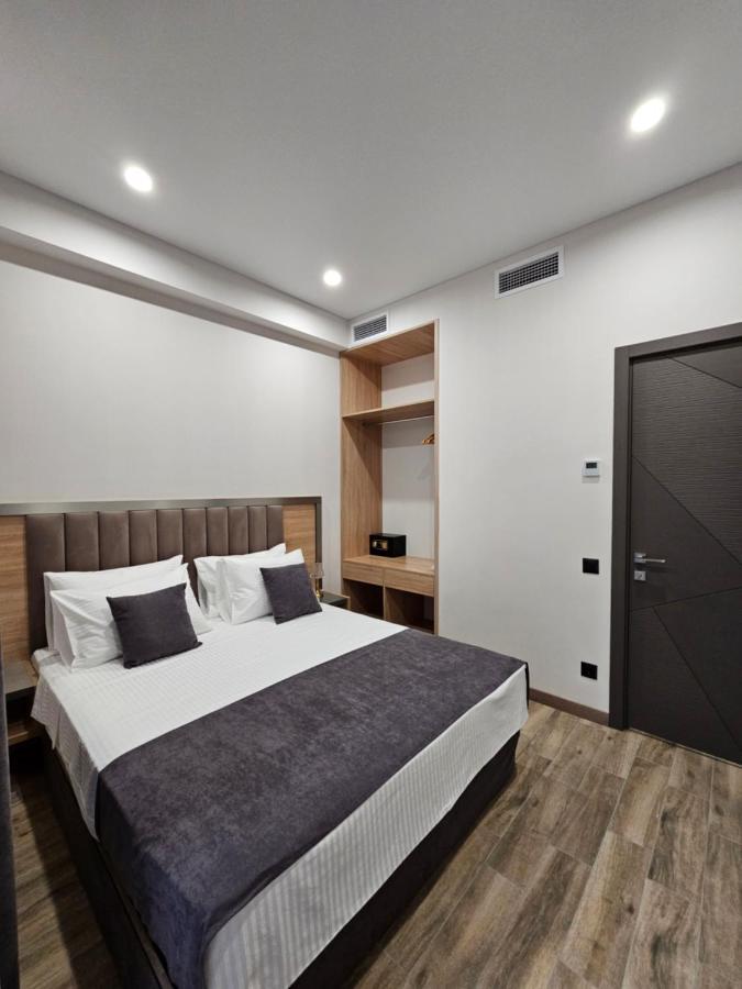 Orion Aparthotel Erivan Exterior foto