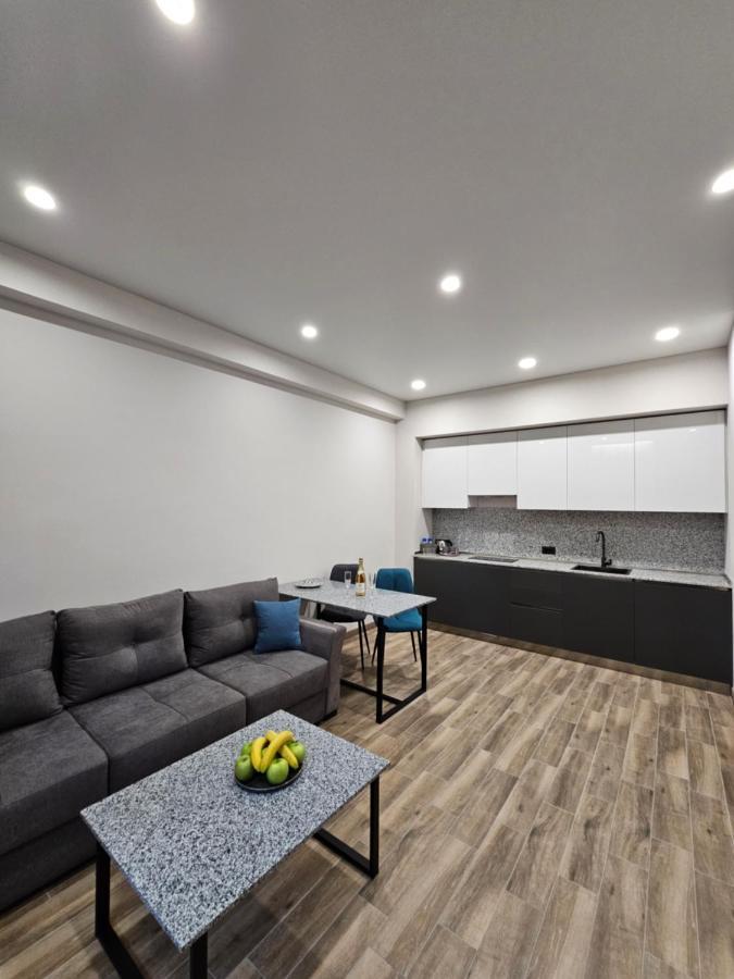 Orion Aparthotel Erivan Exterior foto